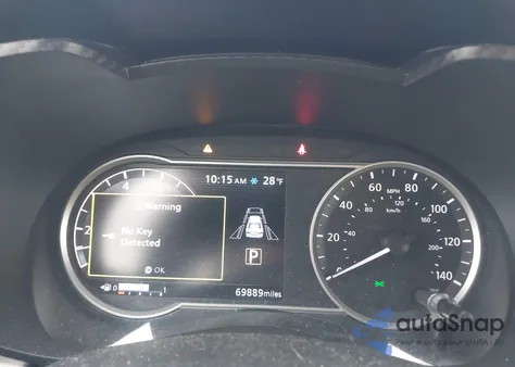 2021 Nissan Versa Sv Xtronic Cvt z USA, uszkodzony, nr VIN 3N1CN8EV5ML818420